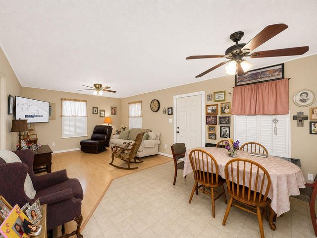 201 W 5th Street, Deer Park, TX 77536