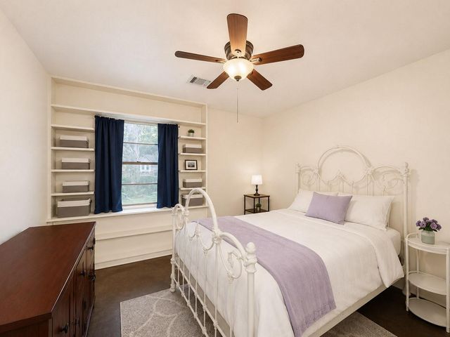 201 W 5th Street, Deer Park, TX 77536