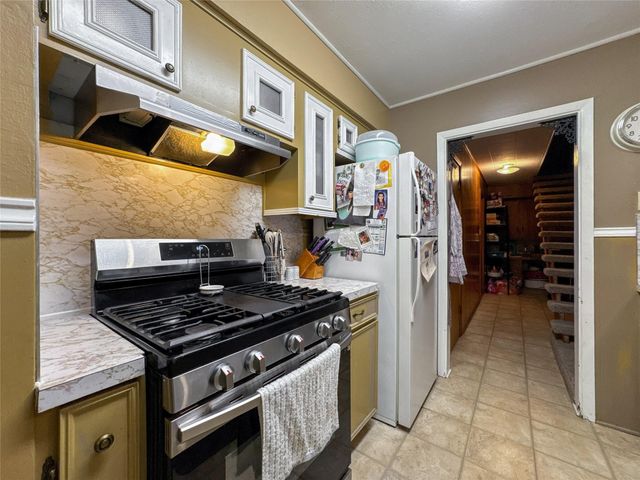 201 W 5th Street, Deer Park, TX 77536
