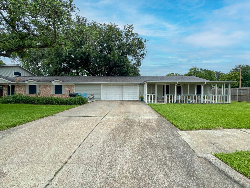 201 W 5th Street, Deer Park, TX 77536