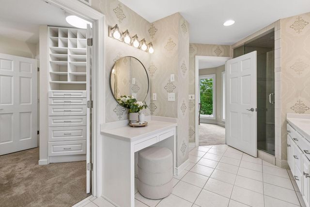 8803 Cove Pointe Road, Eden Prairie, MN 55347