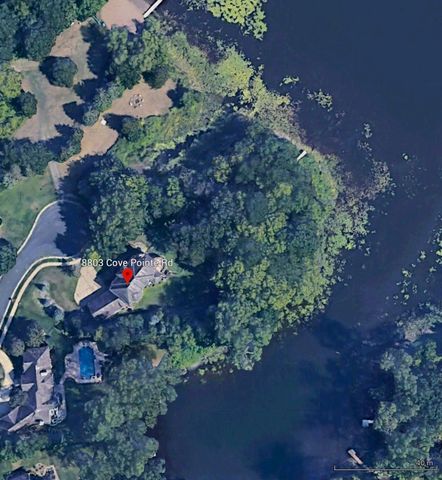 8803 Cove Pointe Road, Eden Prairie, MN 55347