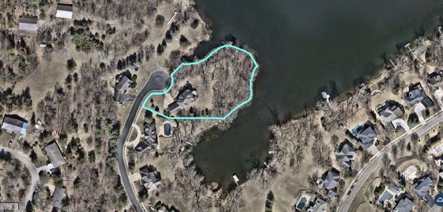 8803 Cove Pointe Road, Eden Prairie, MN 55347