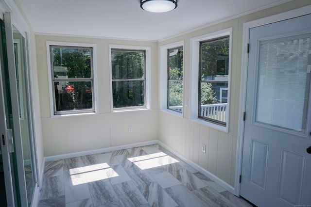 418 Horton Hill Road, Naugatuck, CT 06770