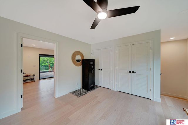 566 S 10th Road, Palmyra, NE 68418