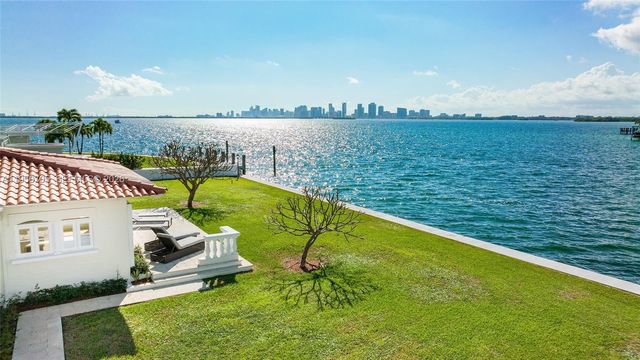 7500 W Treasure Dr, North Bay Village, FL 33141