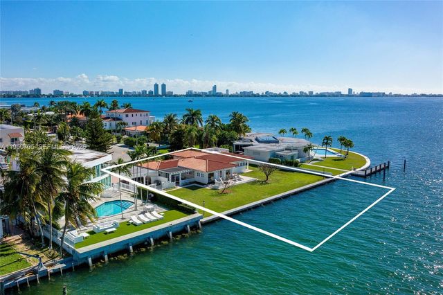 7500 W Treasure Dr, North Bay Village, FL 33141