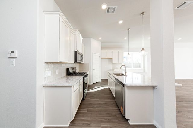 3017 Mustang Grove Way, Brookshire, TX 77423