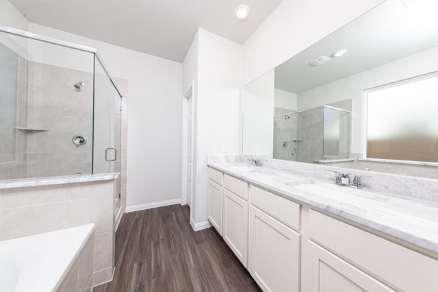 3017 Mustang Grove Way, Brookshire, TX 77423
