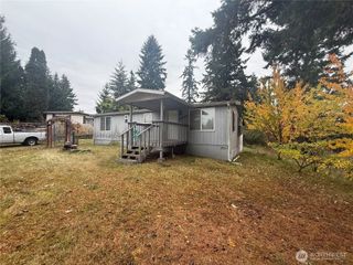 12816 Ridge Circle E, Bonney Lake, WA 98391