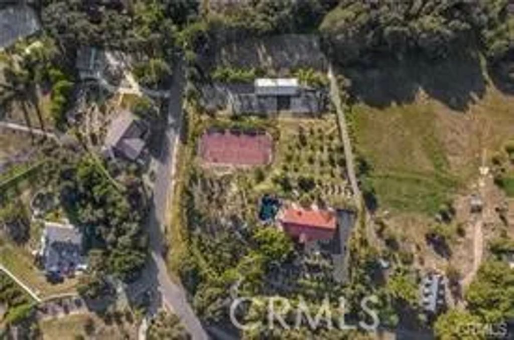 2440 Los Alisos, Fallbrook, CA 92028