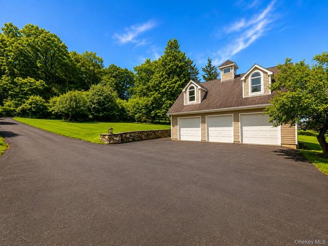 49 Helms Hill Road, Washingtonville, NY 10992