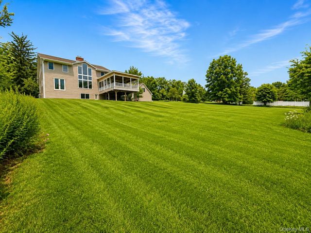 49 Helms Hill Road, Washingtonville, NY 10992