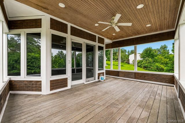 49 Helms Hill Road, Washingtonville, NY 10992