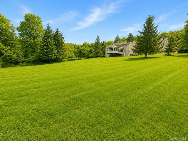 49 Helms Hill Road, Washingtonville, NY 10992