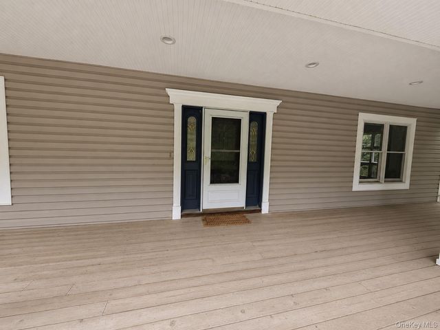 49 Helms Hill Road, Washingtonville, NY 10992
