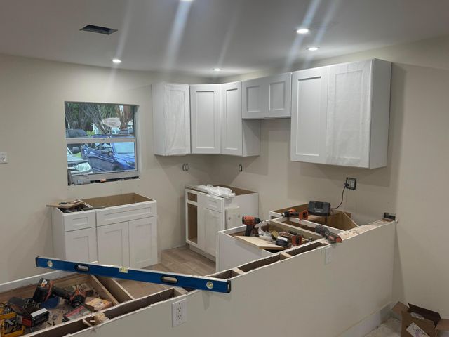 435 SW Natura Avenue A, Deerfield Beach, FL 33441