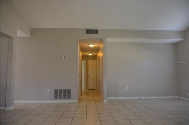 2887 N BERMUDA AVENUE, Apopka, FL 32703