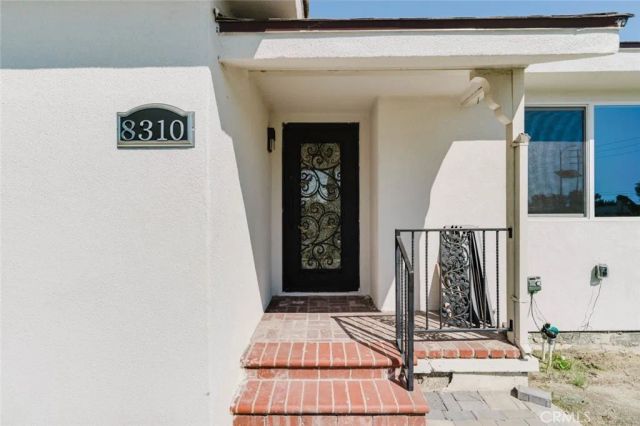 8310 Canterbury Avenue, Sun Valley, CA 91352
