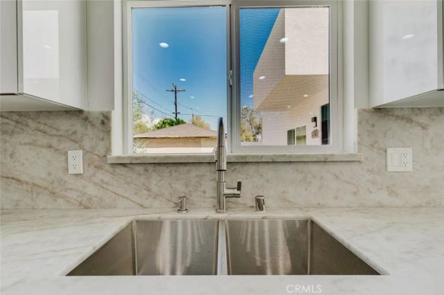 8310 Canterbury Avenue, Sun Valley, CA 91352