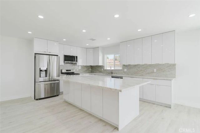8310 Canterbury Avenue, Sun Valley, CA 91352