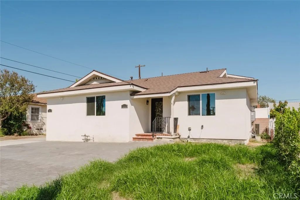 8310 Canterbury Avenue, Sun Valley, CA 91352