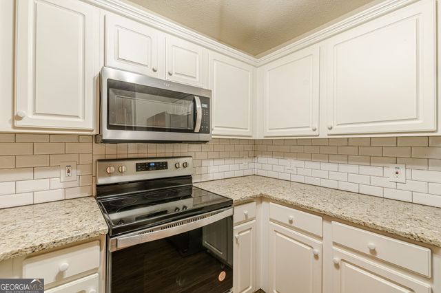 137 Venture Path, Hiram, GA 30141