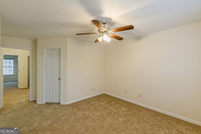 137 Venture Path, Hiram, GA 30141