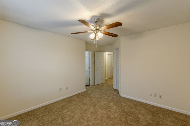 137 Venture Path, Hiram, GA 30141