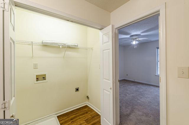 137 Venture Path, Hiram, GA 30141