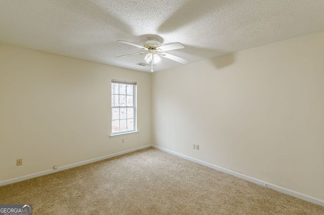 137 Venture Path, Hiram, GA 30141