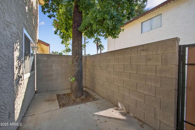 860 E BROWN Road 66, Mesa, AZ 85203