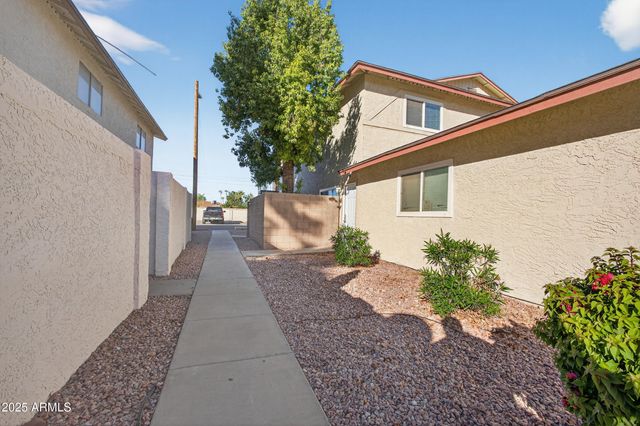 860 E BROWN Road 66, Mesa, AZ 85203