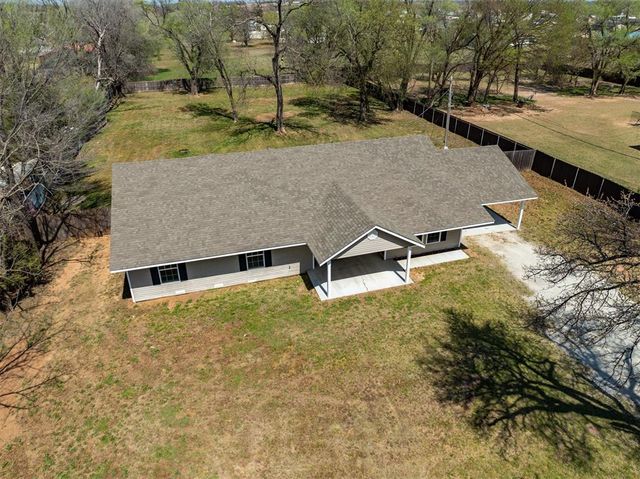 43502 Wolverine Road, Shawnee, OK 74804