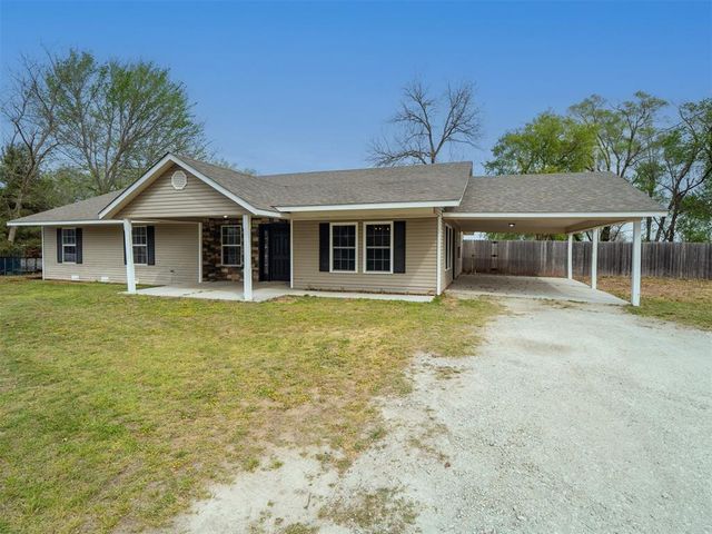43502 Wolverine Road, Shawnee, OK 74804