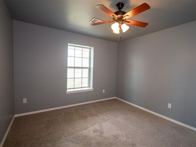 43502 Wolverine Road, Shawnee, OK 74804