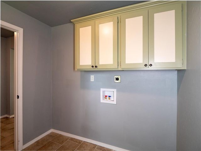 43502 Wolverine Road, Shawnee, OK 74804