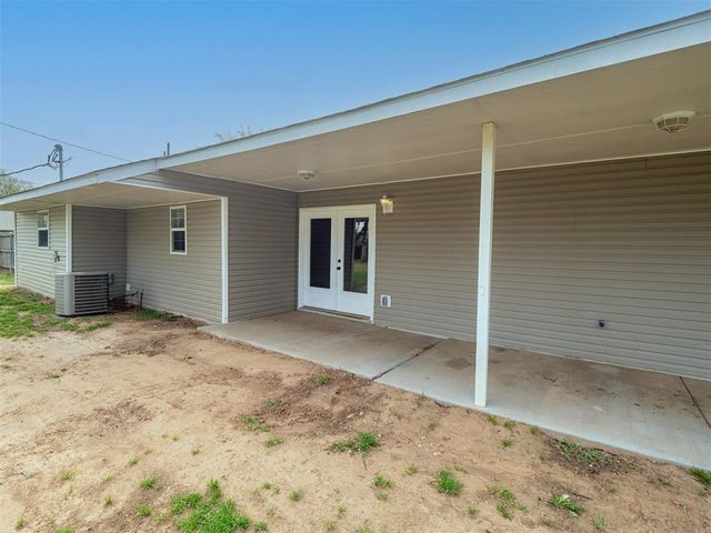 43502 Wolverine Road, Shawnee, OK 74804
