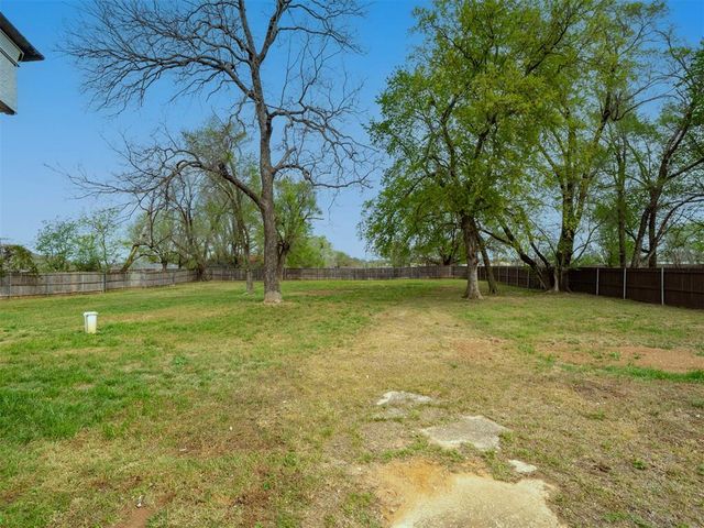 43502 Wolverine Road, Shawnee, OK 74804
