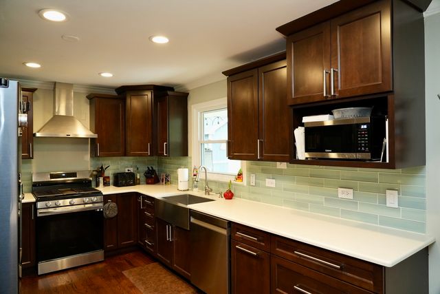 211 Sandalwood Drive, Naperville, IL 60540