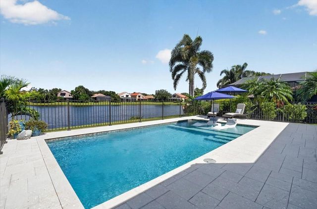 9736 SAGO POINT DRIVE, Seminole, FL 33777