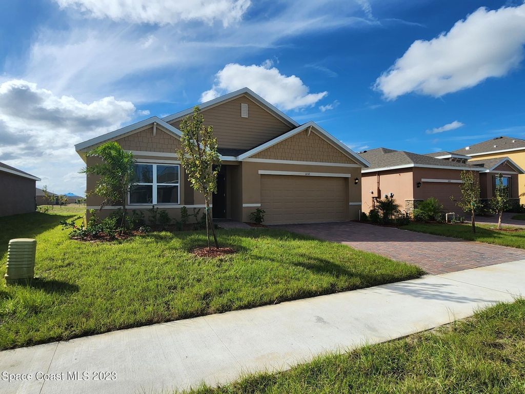 1232 Mcfarland Drive, West Melbourne, FL 32904