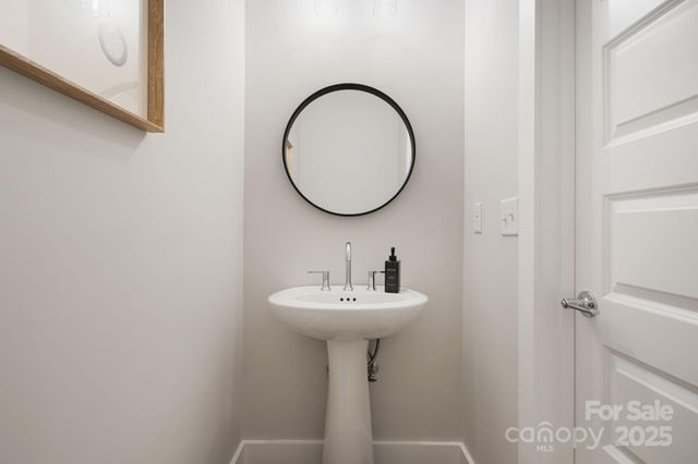 5 Bolton Street 3, Asheville, NC 28806