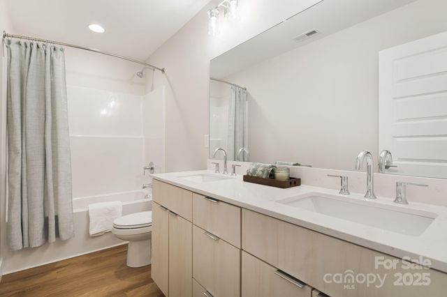 5 Bolton Street 3, Asheville, NC 28806