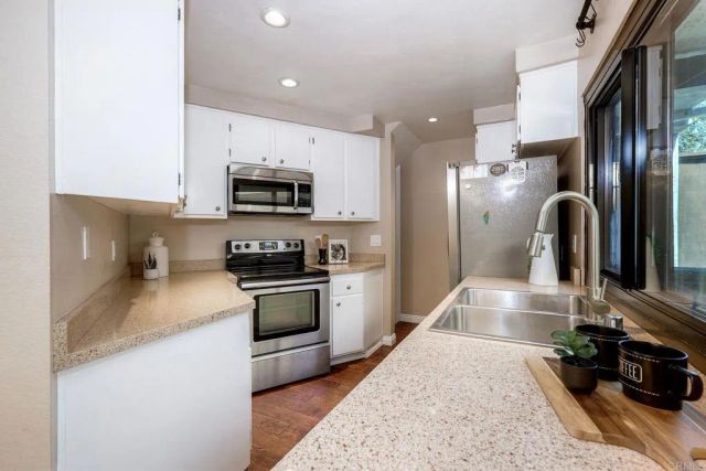 2232 Caminito Pajarito 114, San Diego, CA 92107