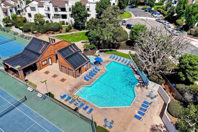 2232 Caminito Pajarito 114, San Diego, CA 92107