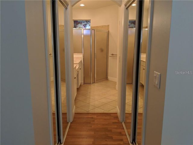 4939 ANNISTON CIRCLE, Tampa, FL 33647