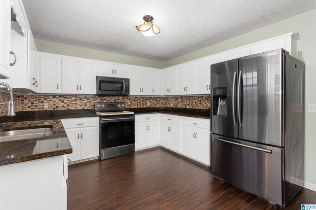 11 ANGEL CIRCLE, Weaver, AL 36277