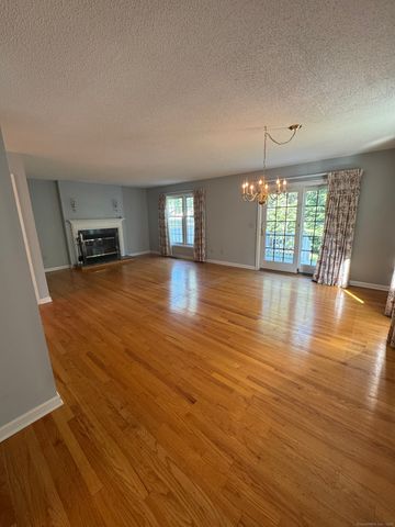 26 Darling Crossing 26, Norwich, CT 06360