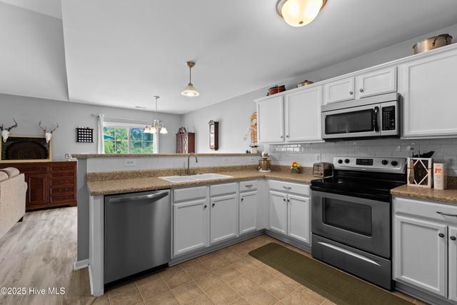 105 Kodiak Court, Jacksonville, NC 28540